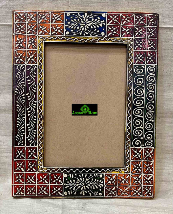 0175CRH- WOODEN PHOTO FRAME MULTI COLOUR